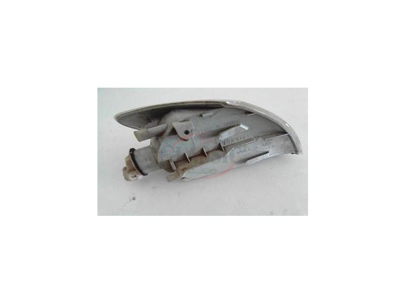 Renault Megane I / Renault Scenic I - Farolim frente esquerdo (VALEO)