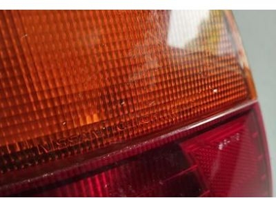 Nissan Almera N15 - Farolim traseiro esquerdo (ICHIKOK)