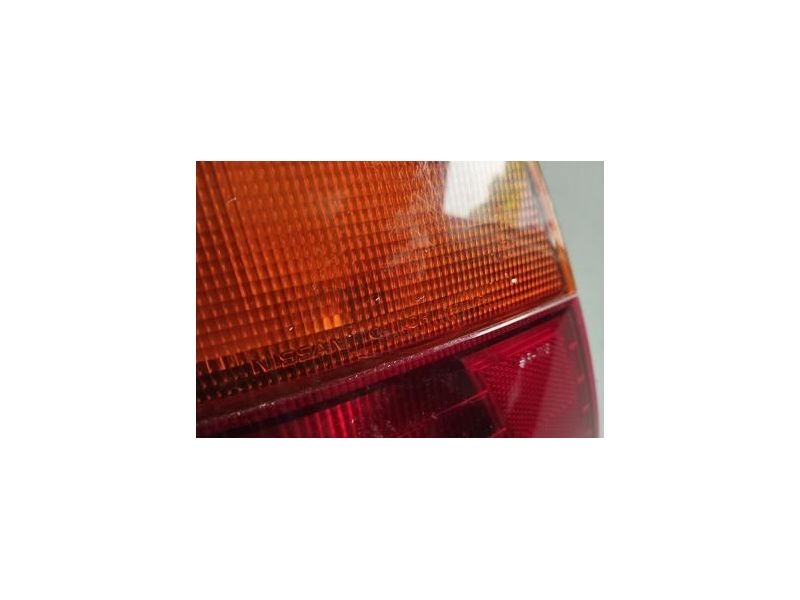 Nissan Almera N15 - Farolim traseiro esquerdo (ICHIKOK)