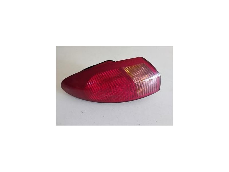 Alfa Romeo 147 - Farolim traseiro esquerdo (OLSA)