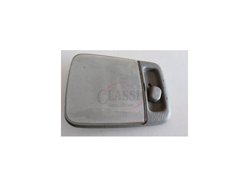 Nissan Sunny IV N14 - Plafonnier
