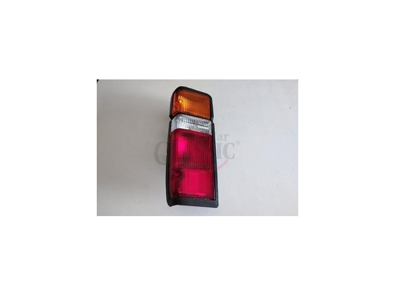 Toyota Hiace II LH50 - Farolim traseiro esquerdo