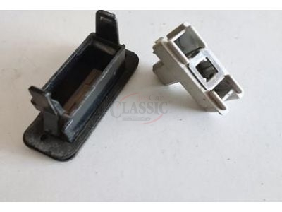 Citroen AX / Citroen Berlingo / Peugeot 405 - Farolim de iluminação matricula (SIDLER)