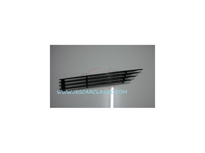 BMW Coupe E9 - Entrada ar frente direita