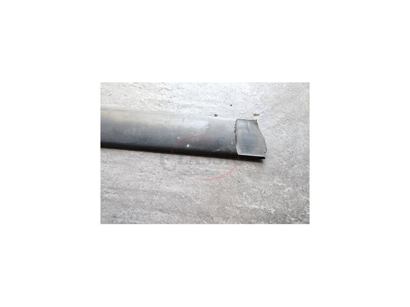 Fiat Punto I - Friso embelezador porta traseira direita (742mm)