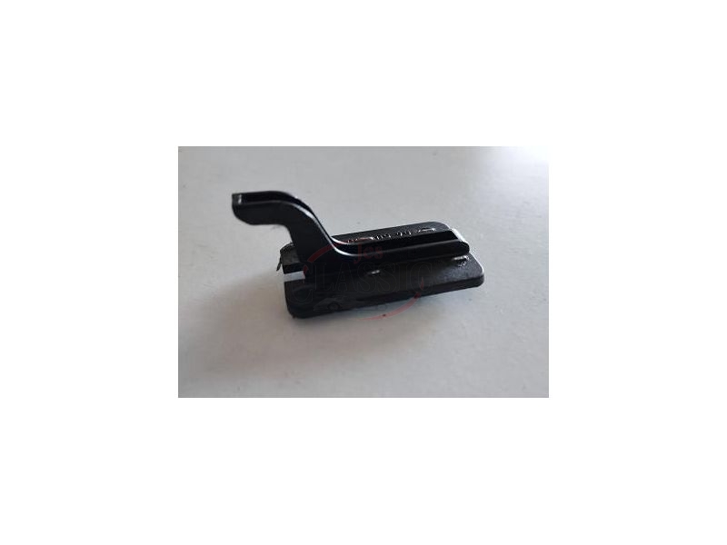 Mercedes-Benz W124 - Suporte de fixação da consola central à parte frente