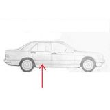 Mercedes-Benz W201 190 - Friso embelezador inferior da porta traseira direita