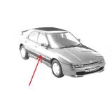 Mazda 323 BG - Friso embelezador da porta frente direita