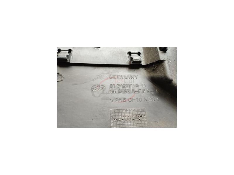 Audi A4 B5 / Audi A4 B6 - Tampa do motor (TDI)