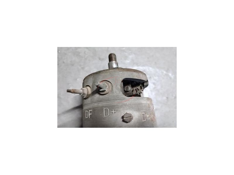 Porsche 356 / VW Transporter T1 - Dínamo 6V (BOSCH - 0 101 206 067 - 105)
