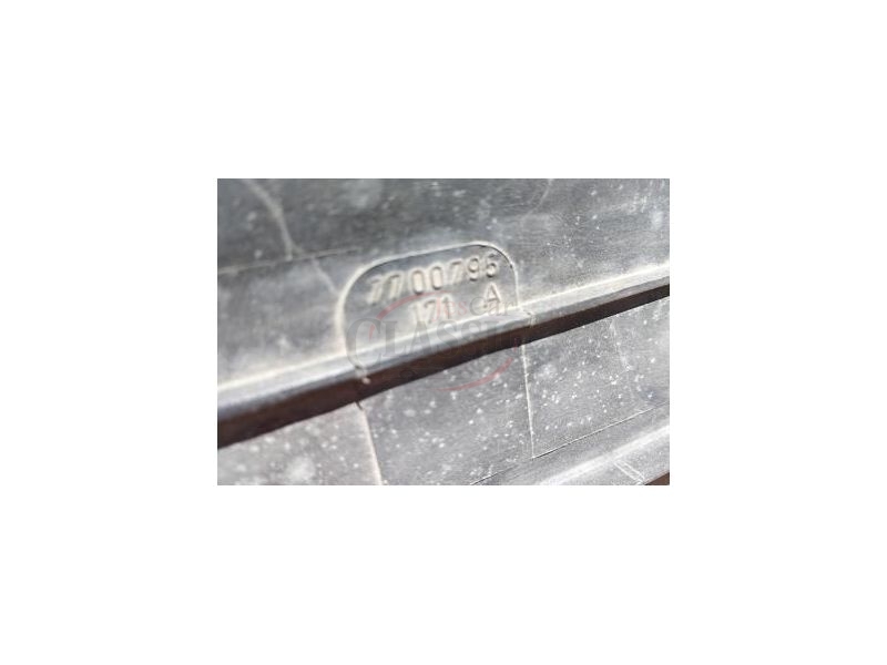 Renault 21 - Resguardo radiador