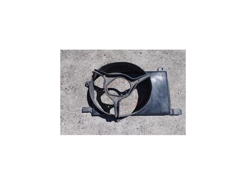 Opel Corsa A - Resguardo de radiador / Suporte de termoventilador