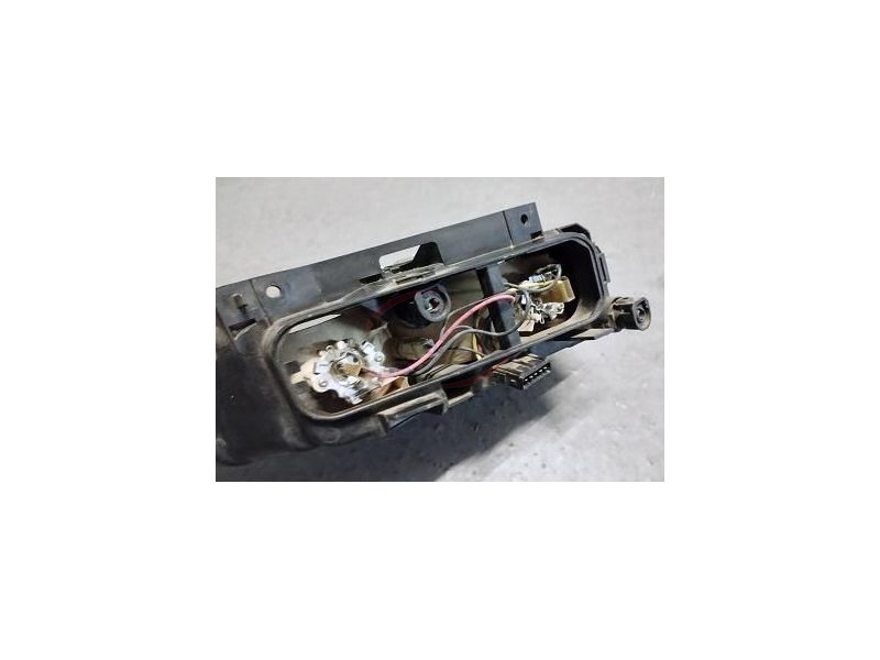 Citroen Xantia I - Farol principal direito H1+H1 (VALEO)