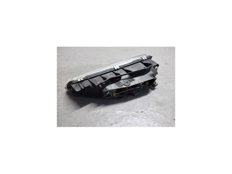 Citroen Xantia I - Farol principal direito H1+H1 (VALEO)