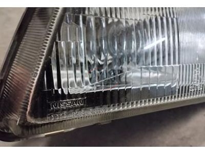 Nissan Sunny III N13 - Farol principal esquerdo H4 (NISSAN - IKI)