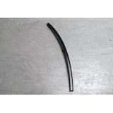 Peugeot 205 / Peugeot 309 - Calha de prumo guia do vidro porta traseira esquerda