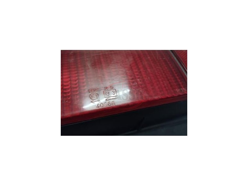 Volvo 340-360 - Farolim traseiro esquerdo (SEIMA)