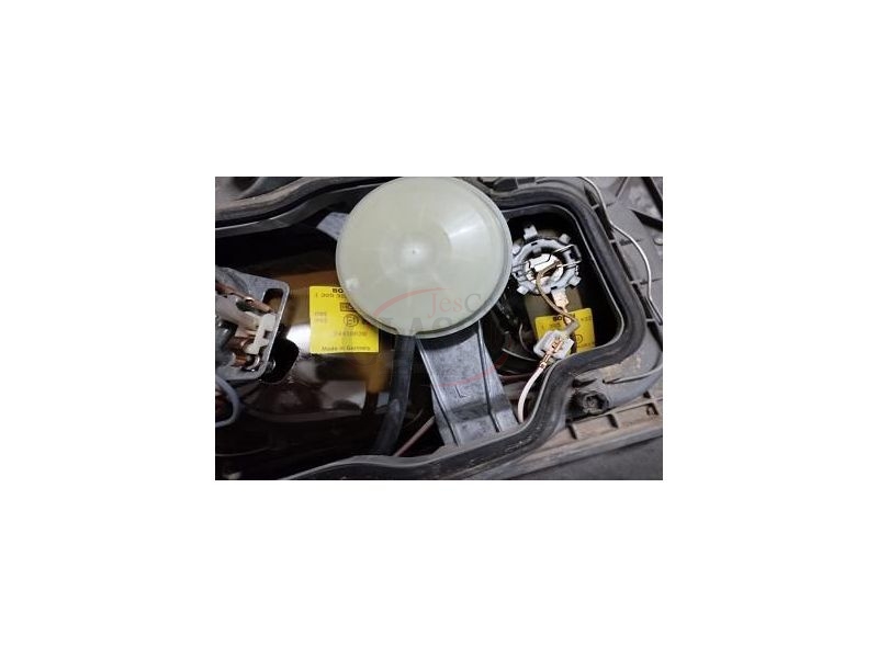 Mercedes-Benz W123 - Farol principal esquerdo H4+H3 (BOSCH)