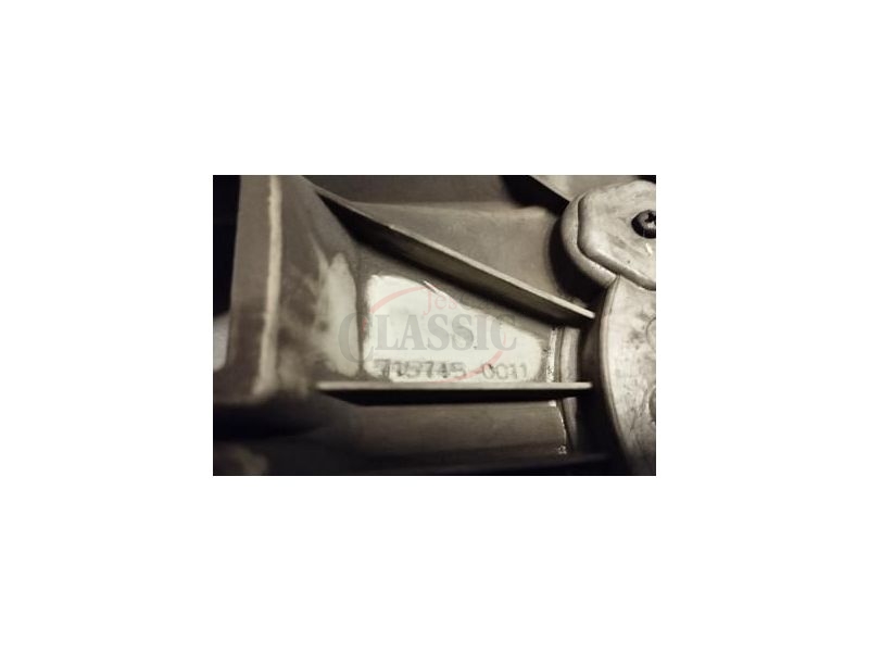 Toyota Supra MkI, MkII  - Tampão de roda (Ø 14")