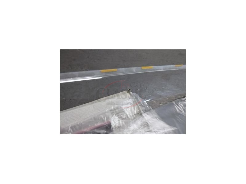 Toyota Hiace II LH50 / Toyota Hiace II LH51 - Jogo de chuventos