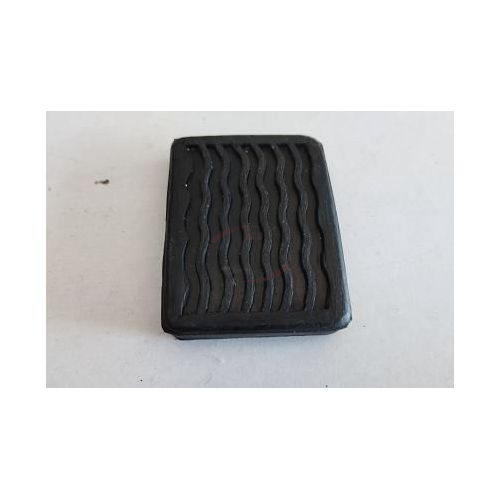 Multimarcas - Capa de pedal travão e embraiagem (63x44x11mm)