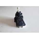 Ford Transit MkVI - Afinador corrector de farol principal