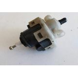 Daewoo Nubira - Afinador corrector de farol principal