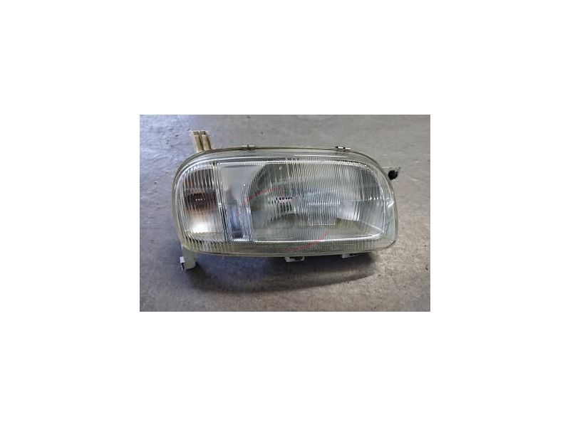 Nissan Micra II K11 - Farol princinpal direito H4 (NISSAN)