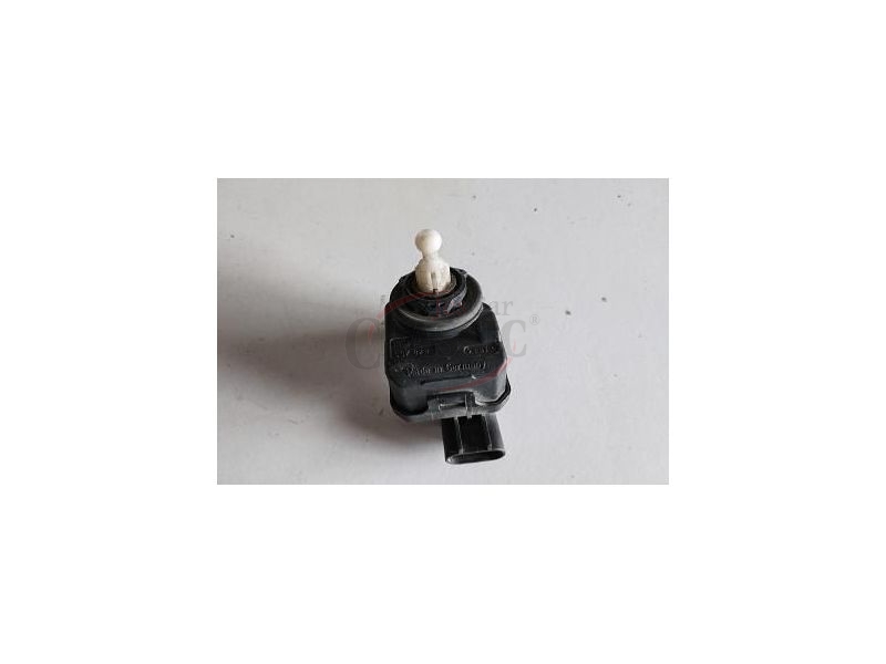 Chrysler PT / Opel Astra G - Afinador corrector de farol principal eléctrico (HELLA)