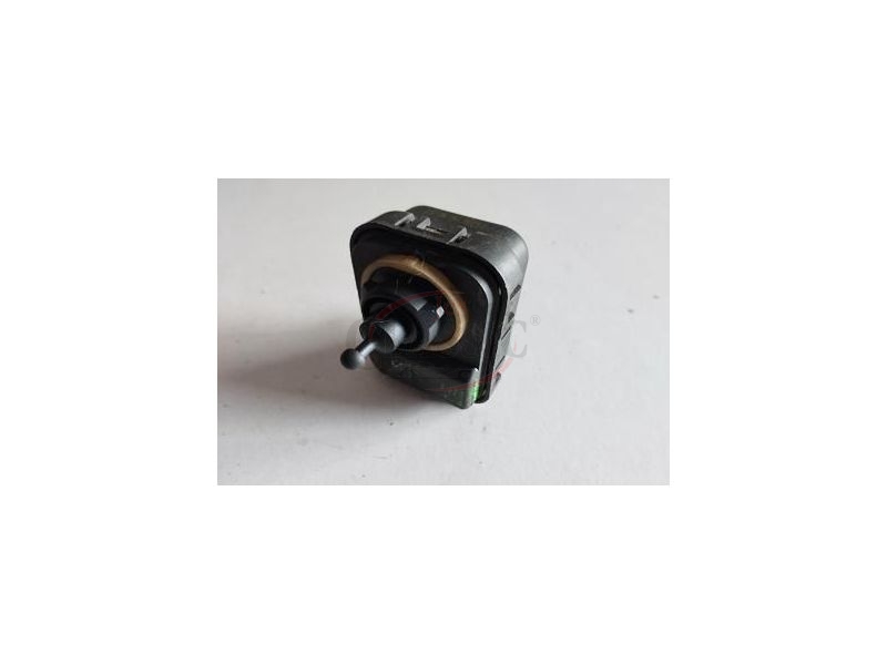 Opel Vectra B / Suzuki Swift - Afinador corrector de farol eléctrico