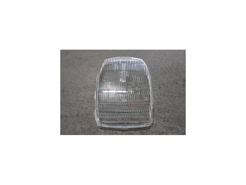 Mercedes-Benz W115 /8 - Vidro de farol principal (FARBA)