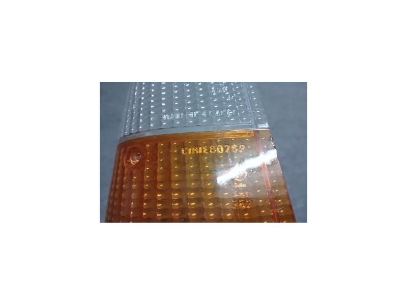 Volvo Serie 240 - Vidro farolim frente direito (CIBIE)