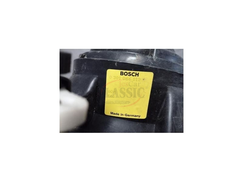 Audi 100 C3 - Farol principal direito H4 (BOSCH)