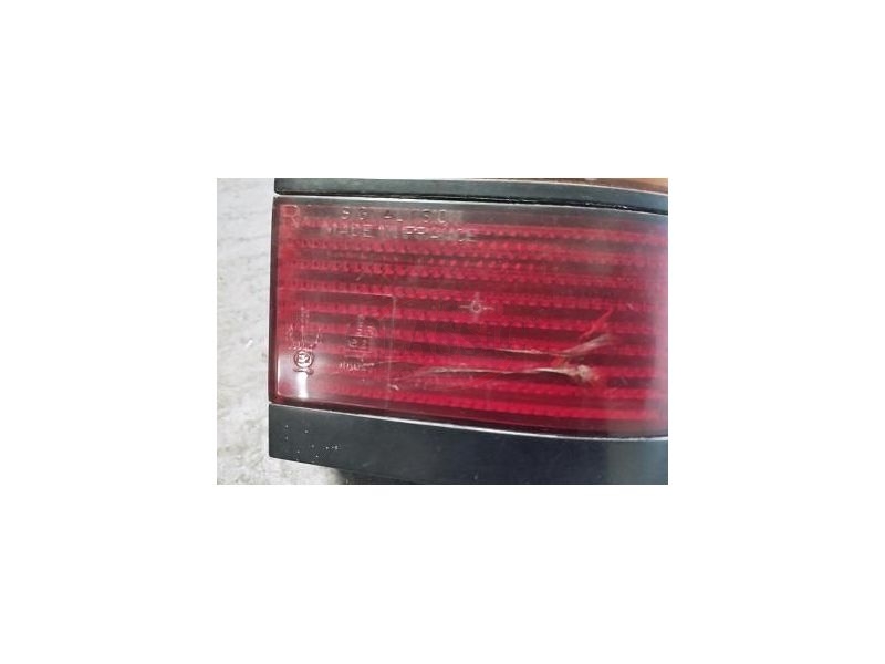 VW Passat B3 Variant - Farolim tras direito exterior (SIGNAL VISION)
