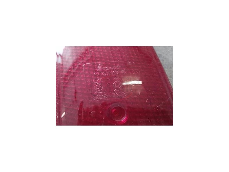 Renault 5 - Vidro de farolim tras esquerdo (LEART)