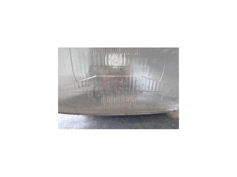 Peugeot 204 - Farol principal CE (CIBIE)