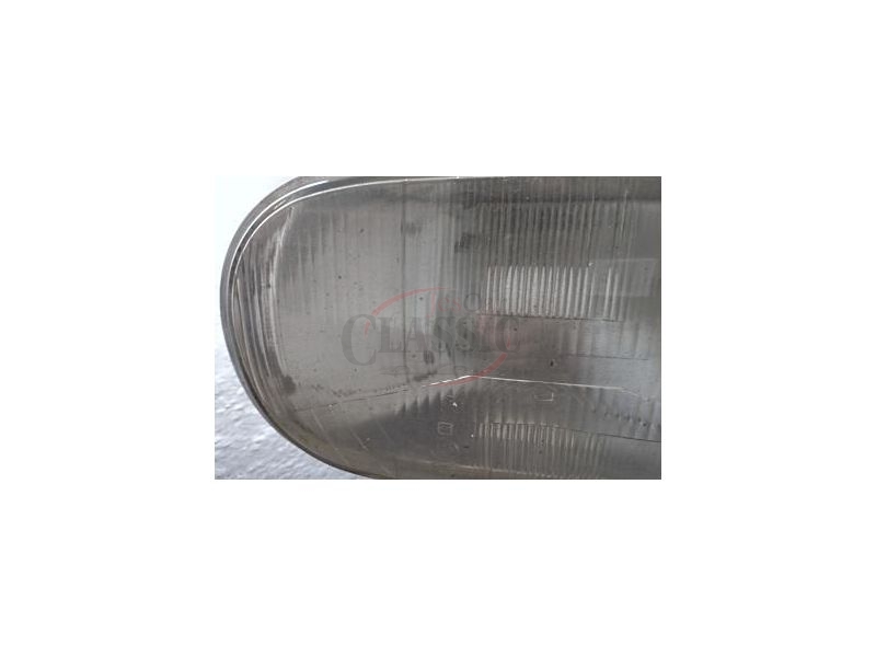 Peugeot 204 - Farol principal CE (CIBIE)