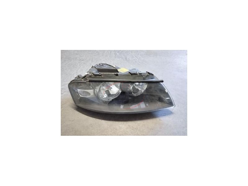 Audi A3 8P / Audi A3 8P Sportback - Farol principal direito H7 (AL)