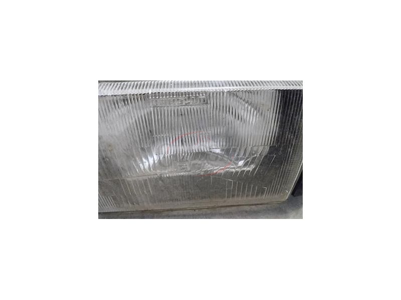 Lancia Prisma - Farol principal esquerdo H4 (CARELLO)