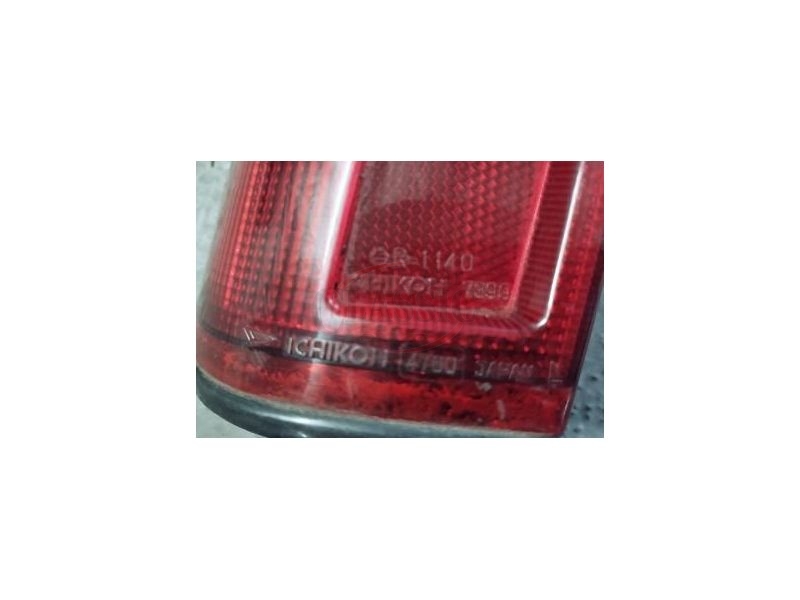 Daihatsu Move - Farolim traseiro esquerdo (ICHIKOH)