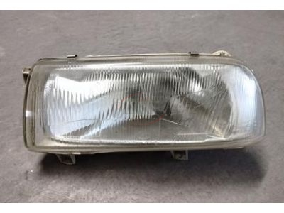 VW Vento - Farol principal esquerdo H4 (HELLA)