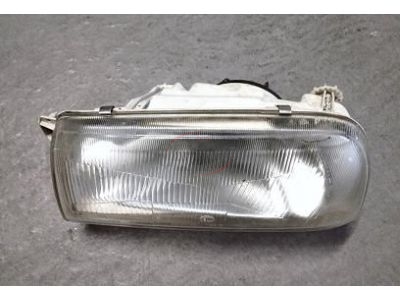 VW Vento - Farol principal esquerdo H4 (HELLA)