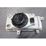 VW Vento - Farol principal esquerdo H4 (HELLA)