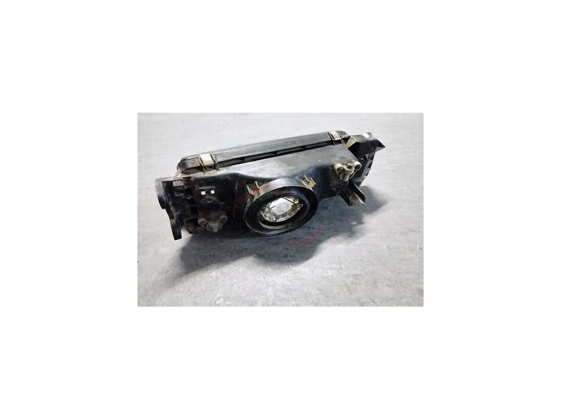 Mazda 323 IV BG - Farol principal esquerdo H4 (KOITO)