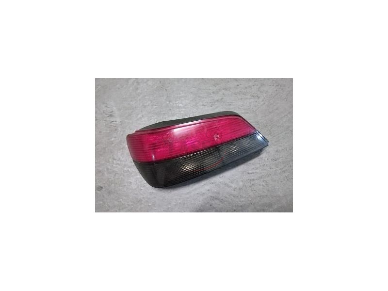Peugeot 306 - Farolim traseiro esquerdo (3/5P) (VALEO)