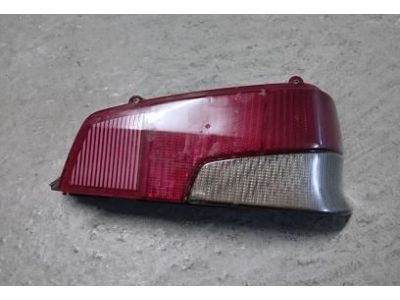 Peugeot 106 I - Farolim traseiro direito (VALEO)