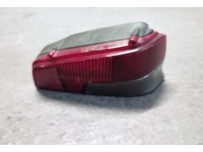 Peugeot 106 I - Farolim traseiro direito (VALEO)