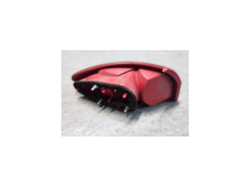 Alfa Romeo 147 - Farolim traseiro direito exterior (OLSA)