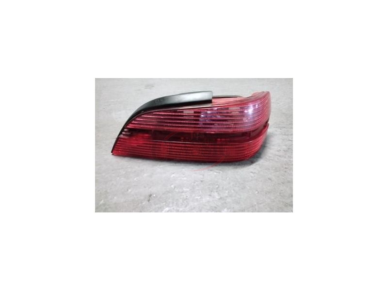 Peugeot 406 II - Farolim traseiro direito (VALEO)