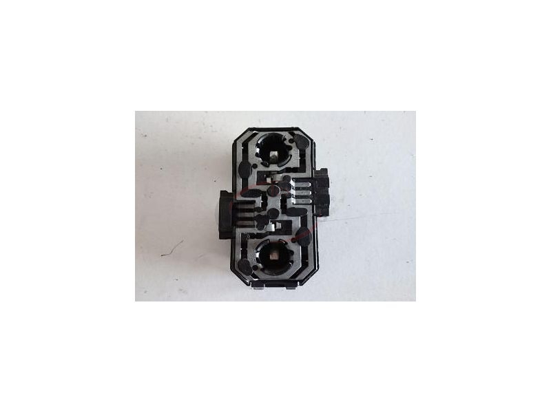 VW Passat B4 Variant - Suporte de lâmpadas farolim tras direito interior (HELLA)